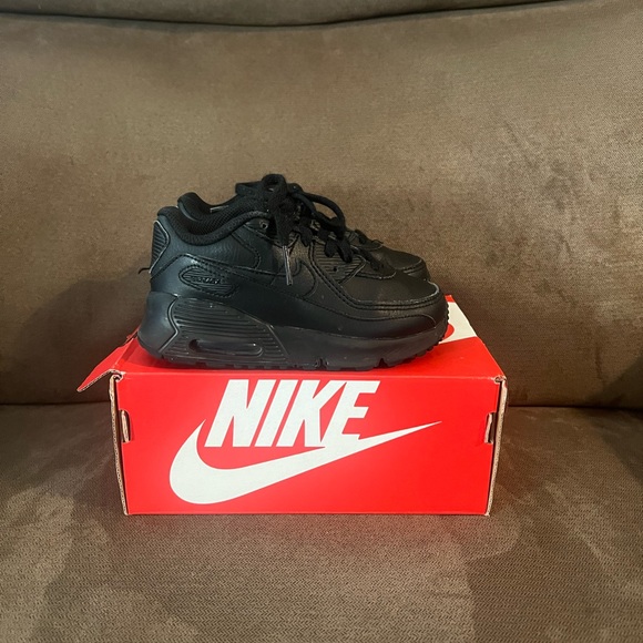 nike air max toddler size 9